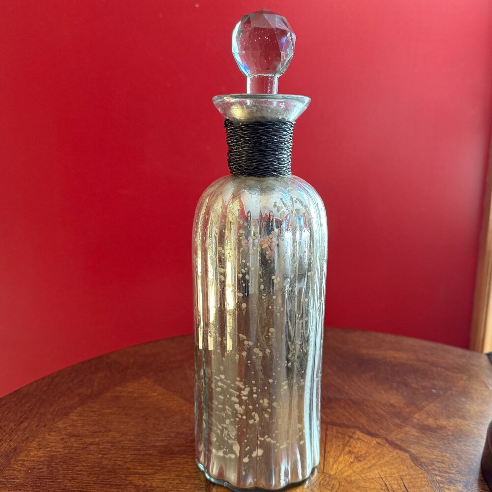 Silver and Gold Ribbed Decorative Accent Ribbed Bottle Decanter